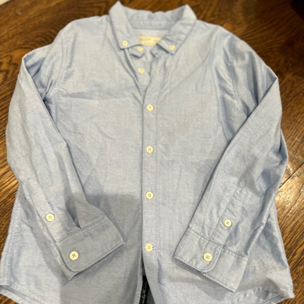 Zara. Excellent condition button down.